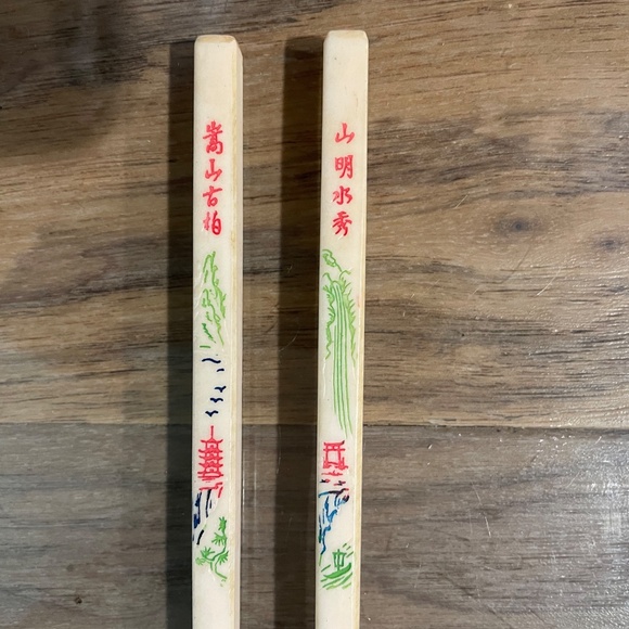 5-Piece Sushi-Making Mold Kit & Chopsticks - Picture 13 of 15